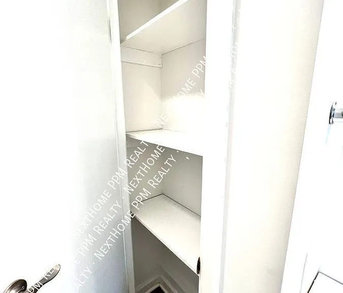1235 Illinois Ave — Photo 20