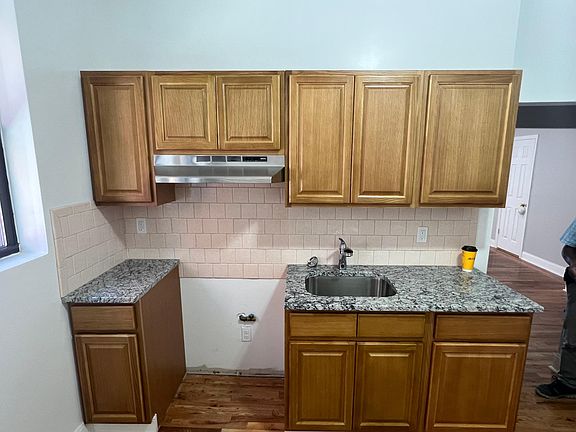 KITCHEN W/ Appliances coming soon