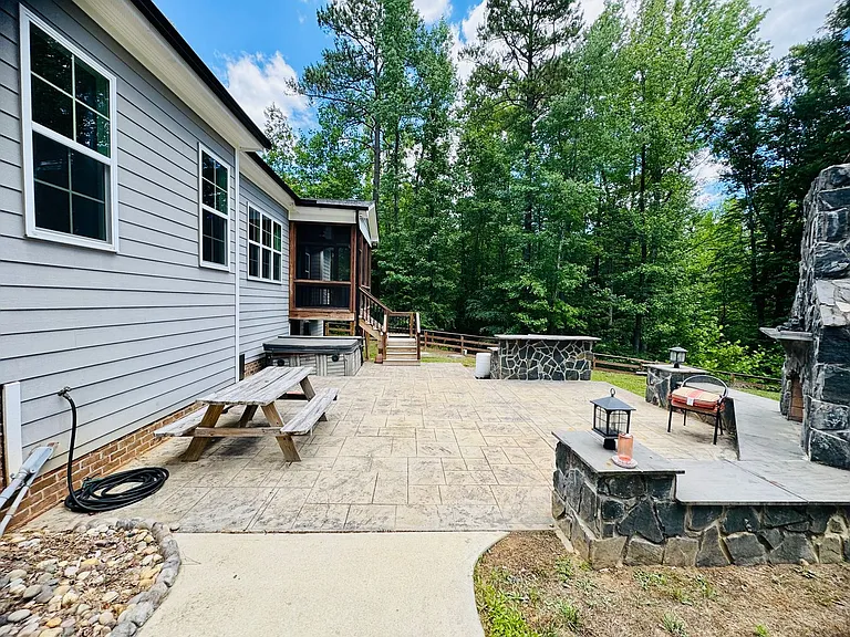 3658 Pleasants Ridge Dr — Photo 30