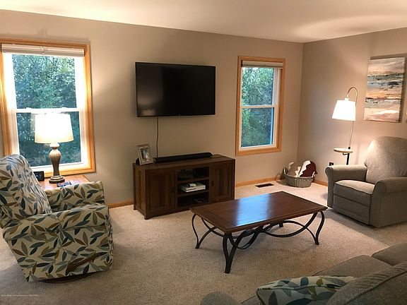 4th image of 4535 Sunset Dr