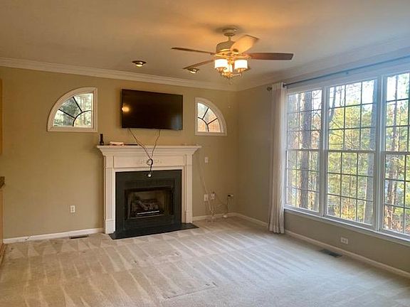 5th image of 110 Park Oaks Ct