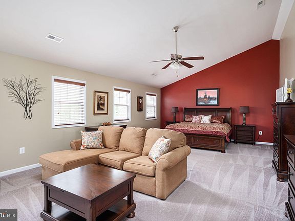 5th image of 138 Donovan Ln