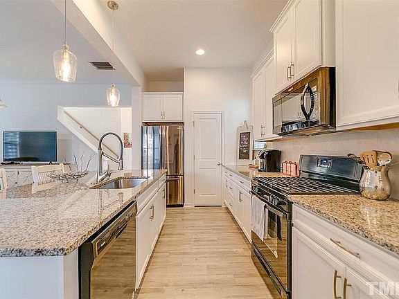 5th image of 505 Old Dairy Dr