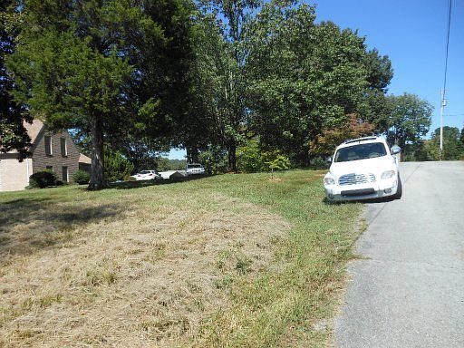 5th image of Lake Harbor Dr