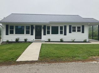 207 Taylor Ln, Saint Clairsville, OH 43950