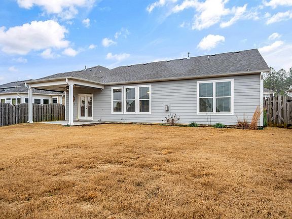 3rd image of 4128 Park Crossings Dr