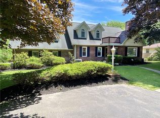 17424 Jordan Dr, Saegertown, PA 16433
