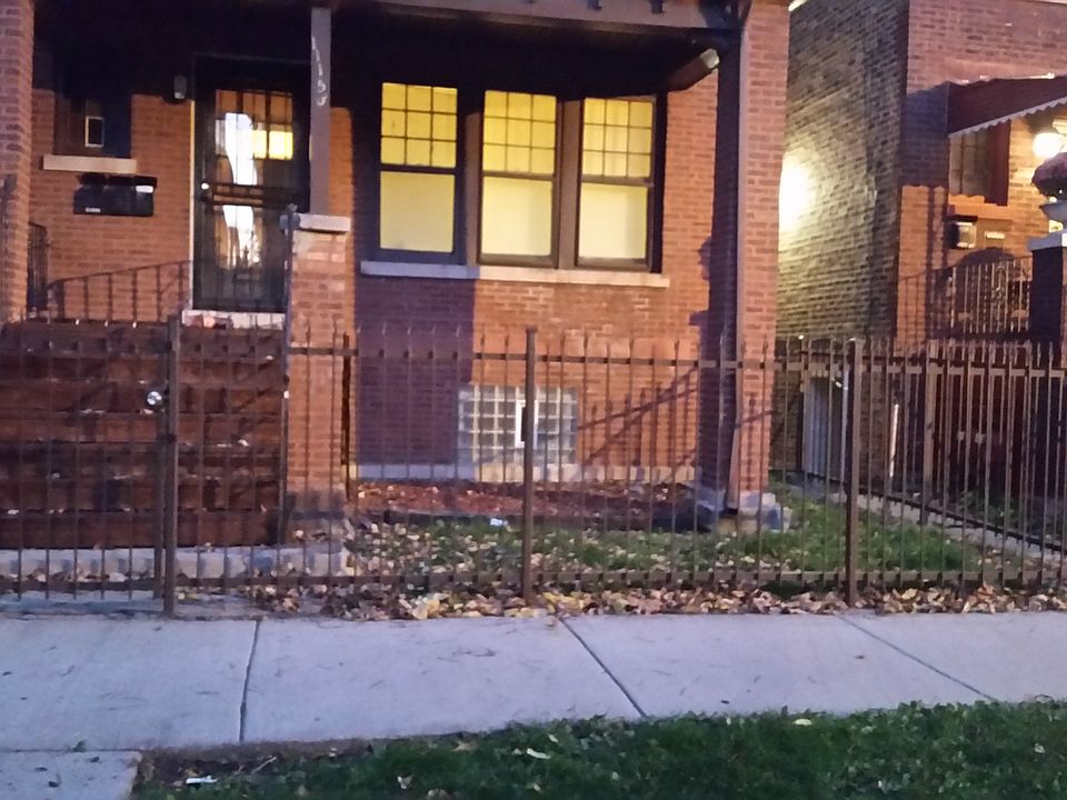 1st image of 11153 S Vernon Ave #1