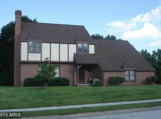 53 Brewster St, Hanover, PA 17331