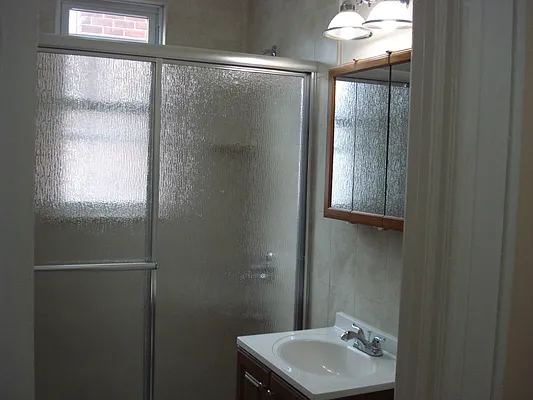 Rented by Aamen Realty | media 7