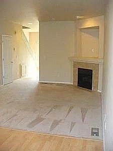 living room - 3005 NW Morning Glory Dr