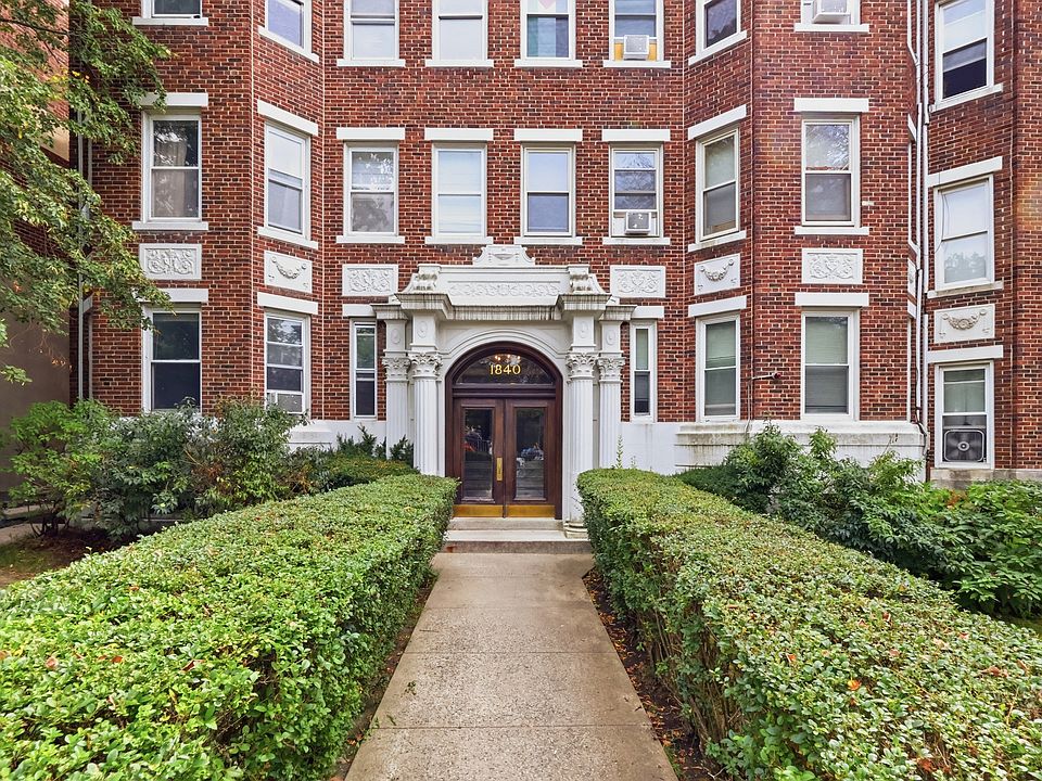 1st image of 1840 Commonwealth Ave #17B