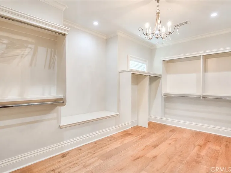605 Walnut Ave — Photo 45
