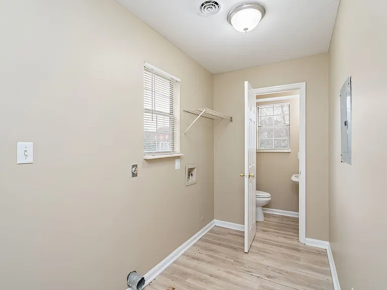 422 Cedar Ave #A — Photo 10