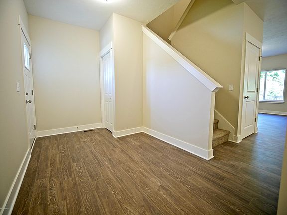 4th image of 3683 Merriville Ct SE #14