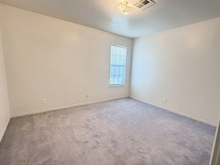 5202 Daybreak Cir — Photo 7