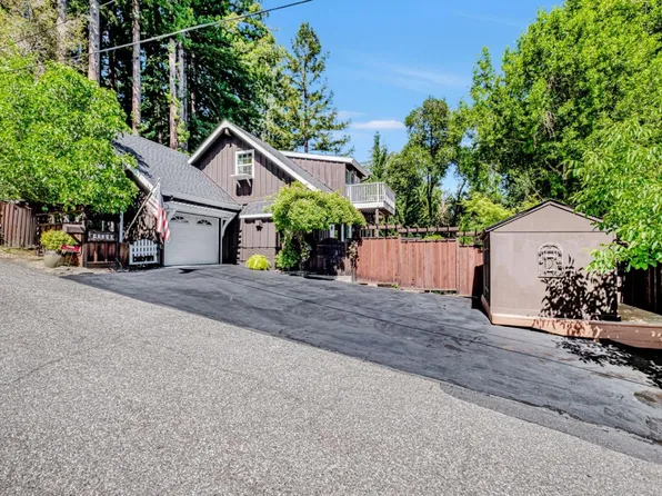 13380 Debby Ln, Boulder Creek, CA 95006