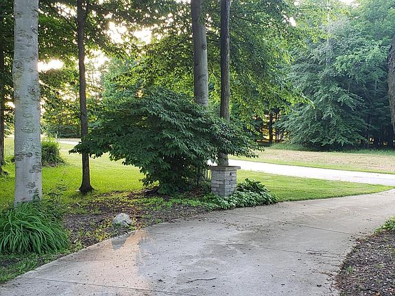 5th image of 3920 N Harrison Cove Ave