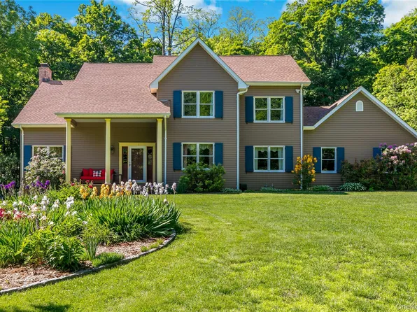 37 Mountain Brook Drive, Cold Spring, NY 10516