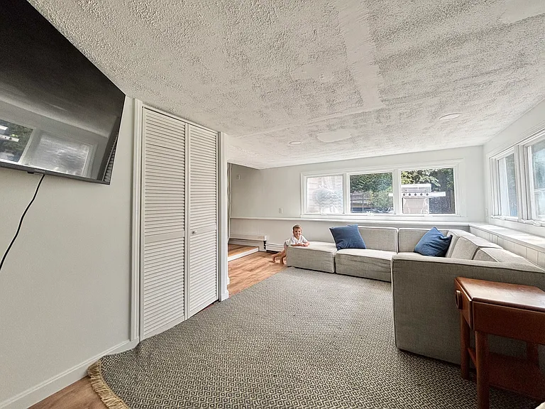 75 North Rd — Photo 12