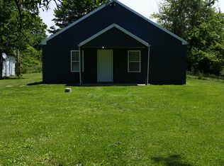 6902 Chuck Wagon Dr, Lathrop, MO 64465