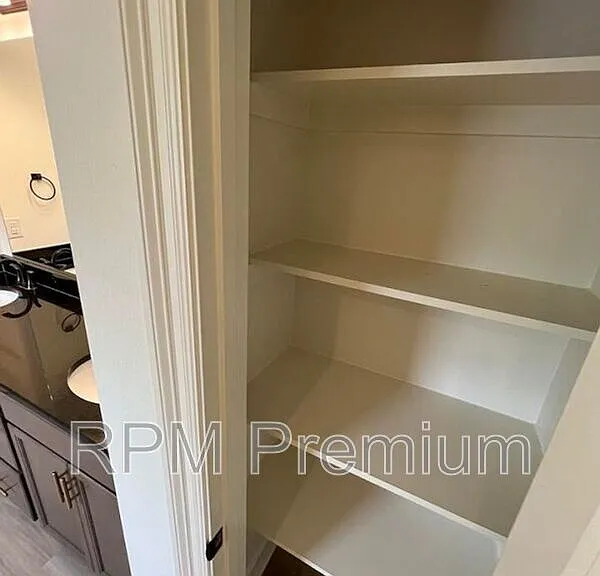 7108 Kenilworth Crossing Ave — Photo 21