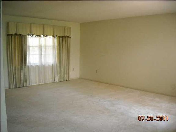 5th image of 1 Bayshore Dr