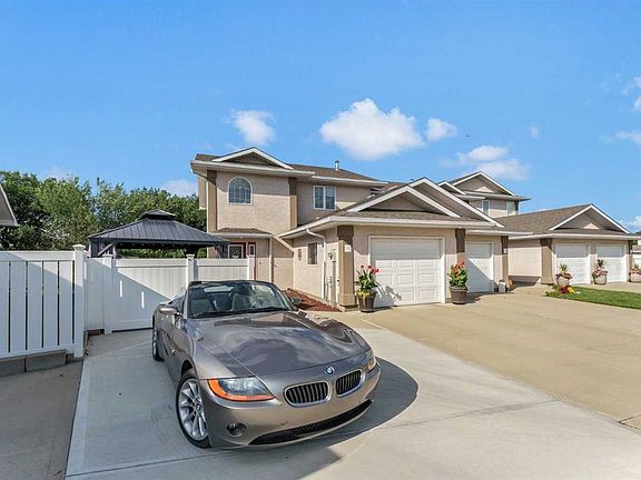 5th image of 1A S Stonegate Cres SE