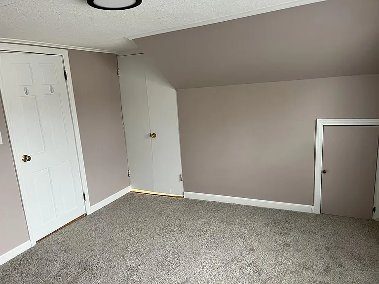 202 Enfield Ave #2 — Photo 9
