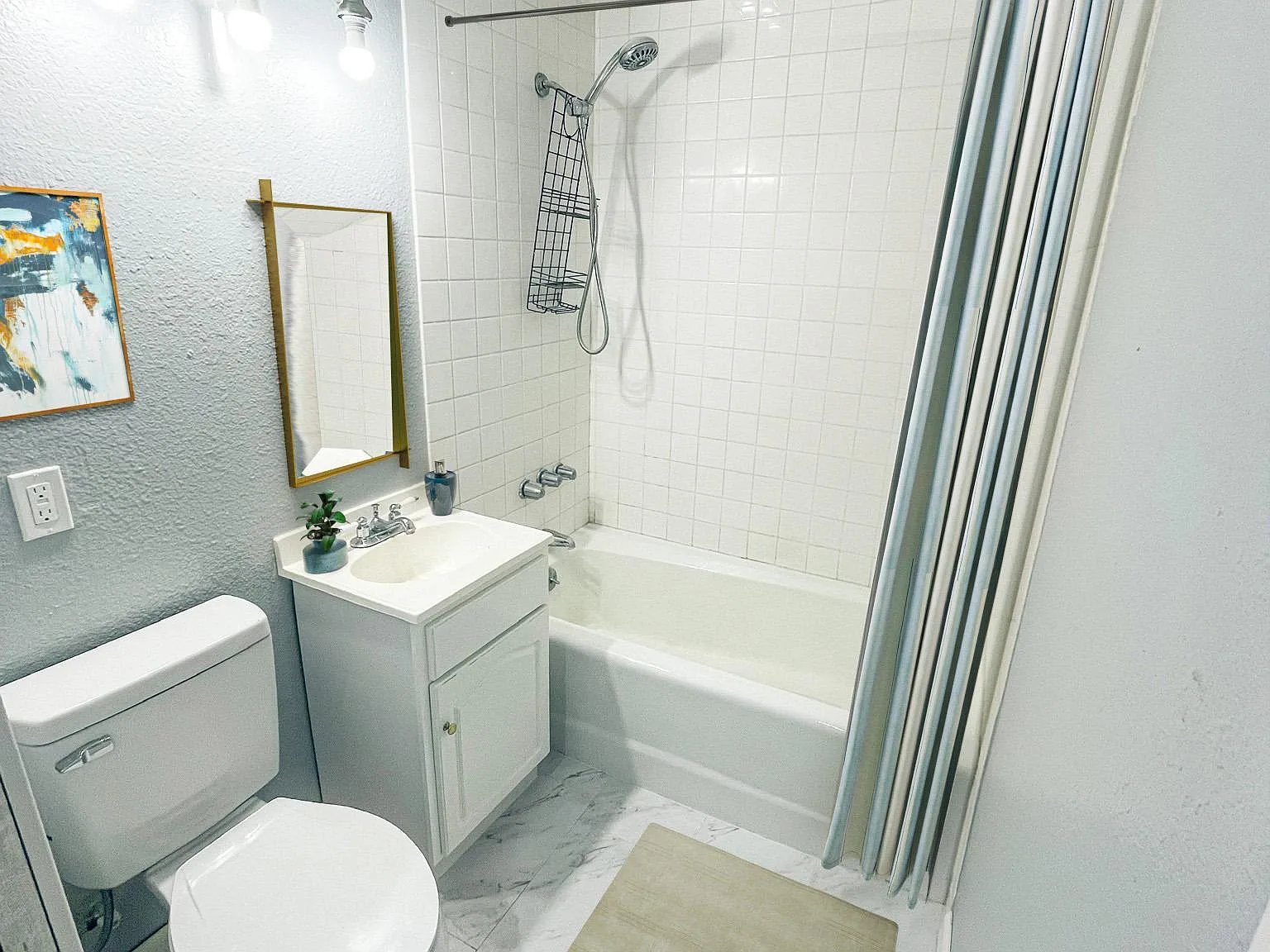 3 bed, 1296 sqft, $3,500 — Photo 3