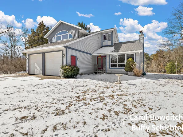 10367 152nd Ave, West Olive, MI 49460