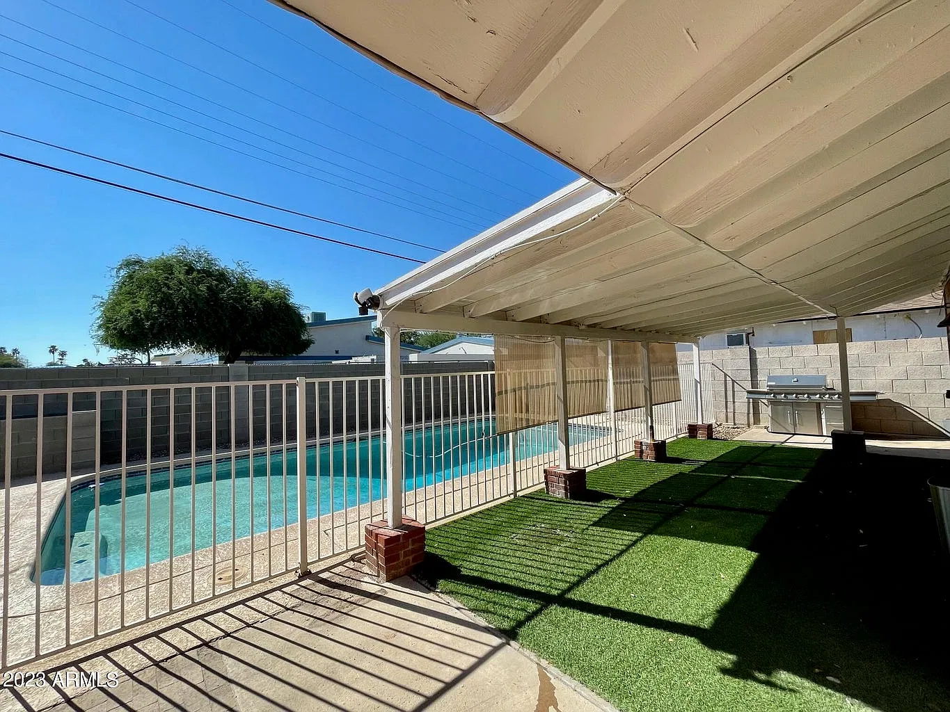 3 bed, 1416 sqft, $1,995 — Photo 2