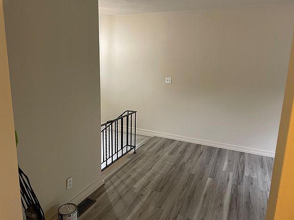3rd image of 7747 Anderson Ave NE