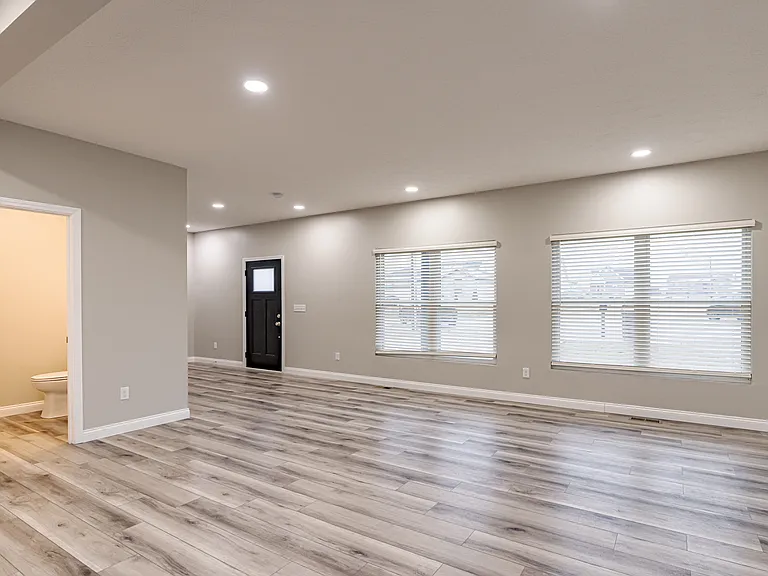 225 Southern Lake Dr — Photo 20