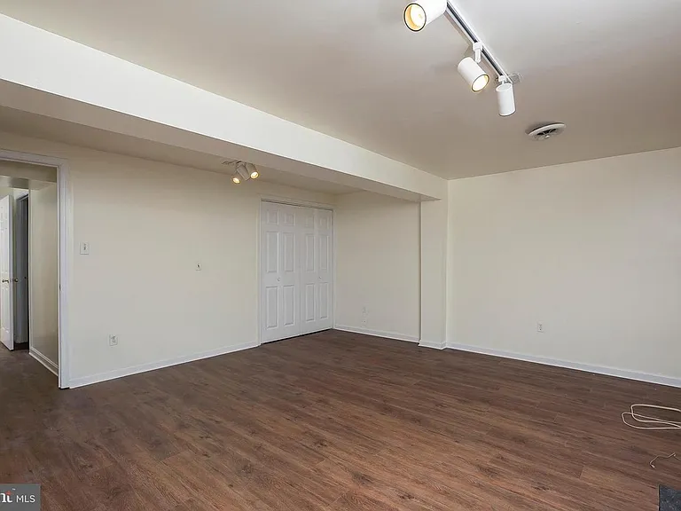 7624 Mandan Rd — Photo 22
