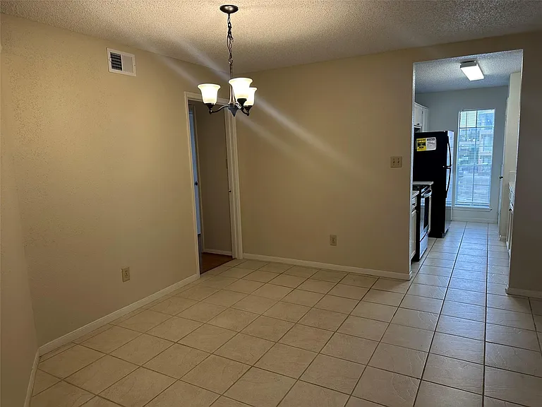 2121 Hepburn St #104 — Photo 6