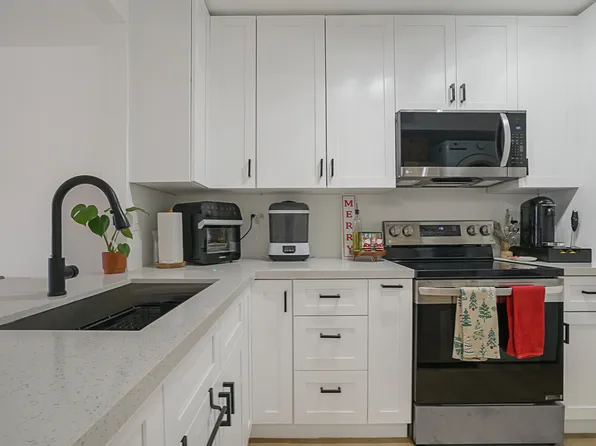 10019 Winding Lake Road #103, Sunrise, FL 33351