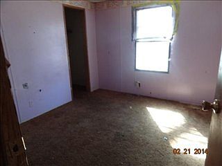 4th image of 921 Hilltop Ct