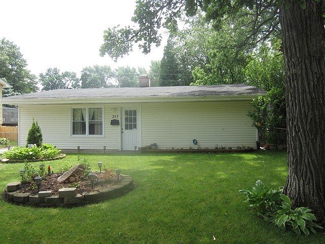 1st image of 317 S Lakeshore Dr
