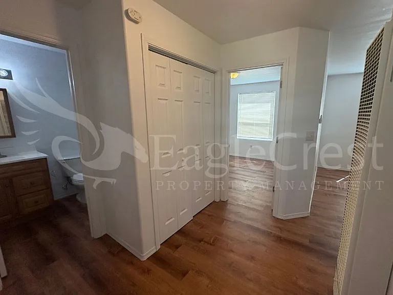 706 S College Ave — Photo 6