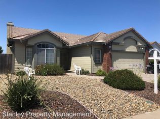 8909 Bridalsmith Dr, Sacramento, CA 95829