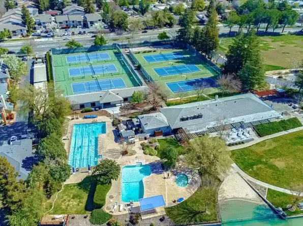 861 Lake Terrace Cir, Davis, CA 95616