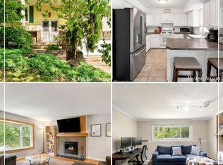 5822 Burgis Ave SE, Kentwood, MI 49508
