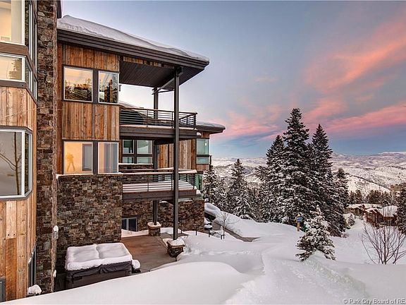 2nd image of 6942 Stein Cir