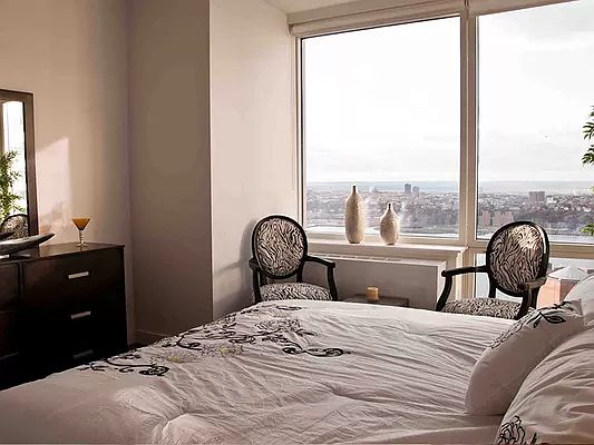 1st image of 610 W 42nd St #S53b