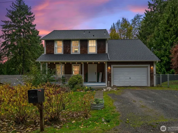 22085 Seavista Drive NE, Poulsbo, WA 98370