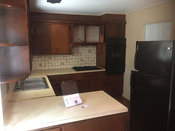 2nd image of 4550 E Woodrow Pl