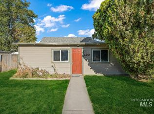 420 S 1st Ave, Caldwell, ID 83605
