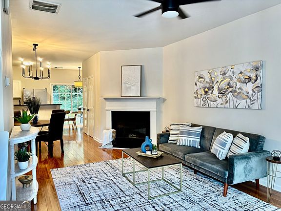 4th image of 256 Paden Cove Trl