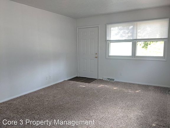 4th image of 505 N McLean St #1